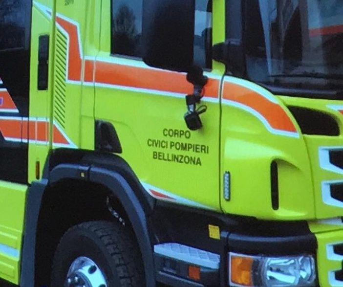 Paura a scuola a Bellinzona: stufa in fiamme, 120 alunni evacuati