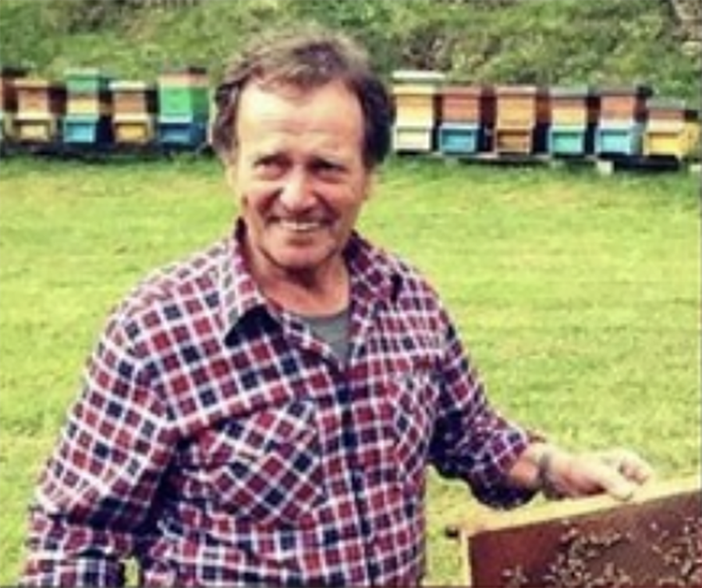 Baceno celebra la Giornata delle api e ricorda Arturo Prina