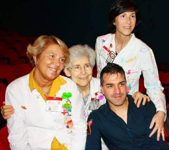 Il Cantante della Solidarietà dona presidi sanitari per i pazienti oncologici del Vco