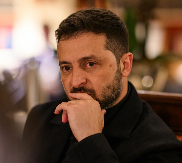 Zelensky “Oggi condivideremo piano di pace rivisto con Usa” Zelensky “Oggi condivideremo piano di pace rivisto con Usa”