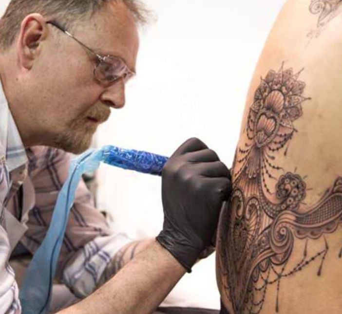 Marco Manzo dalla Biennale di Venezia al MET di New York fino a Art Basel Miami Beach 2024