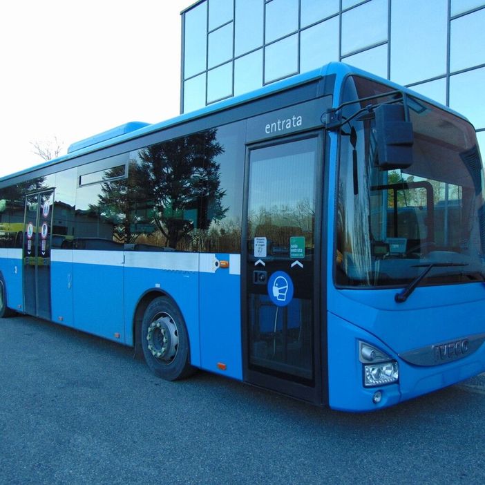 Autobus urbani: la base del trasporto pubblico Autobus urbani: la base del trasporto pubblico
