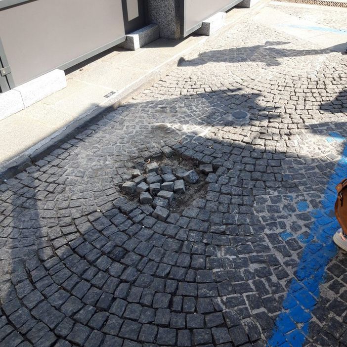 ''In città manca la manutenzione stradale''