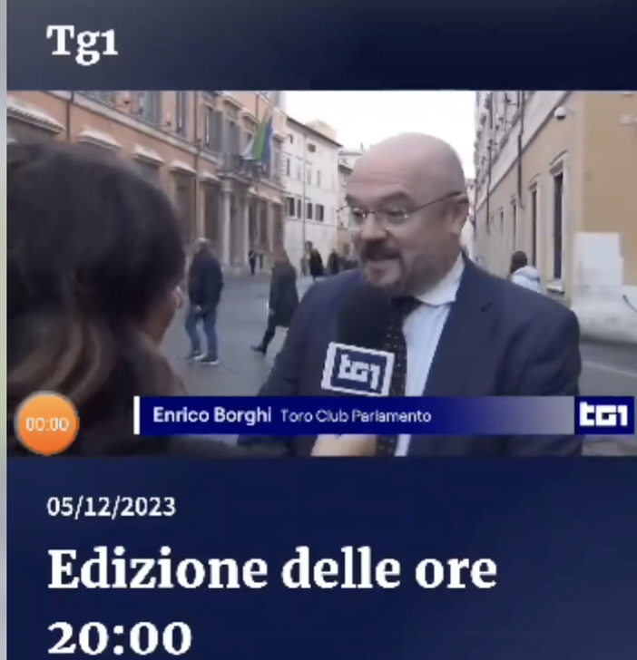 "La Juve ruba da 50 anni", polemiche dopo l'uscita di Borghi. Il senatore: "Era una battuta ironica" "La Juve ruba da 50 anni", polemiche dopo l'uscita di Borghi. Il senatore: "Era una battuta ironica"