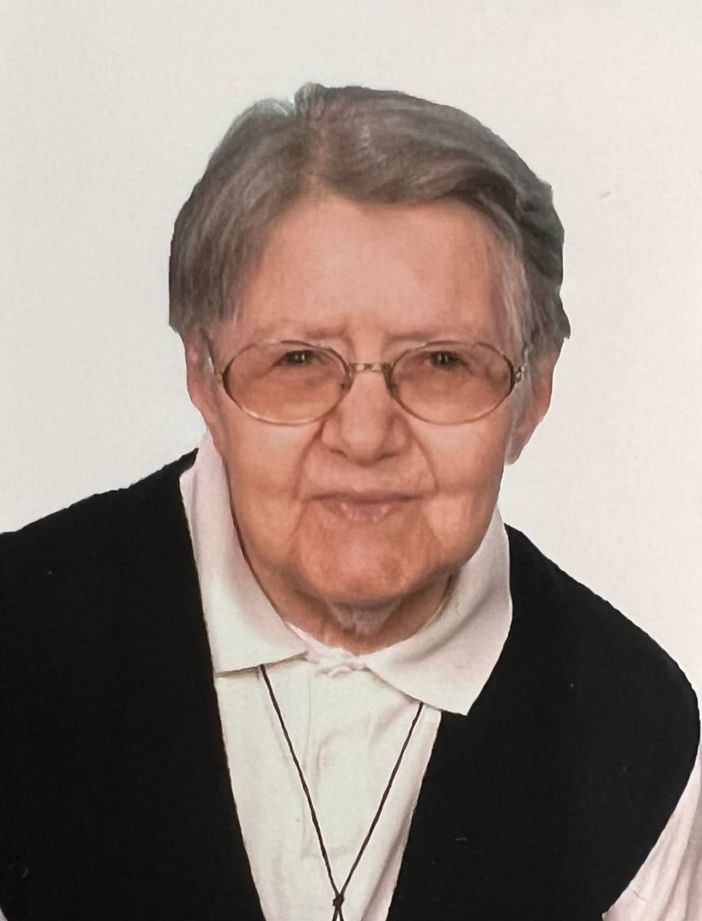 Domodossola in lutto: addio a Suor Annalidia Nobile