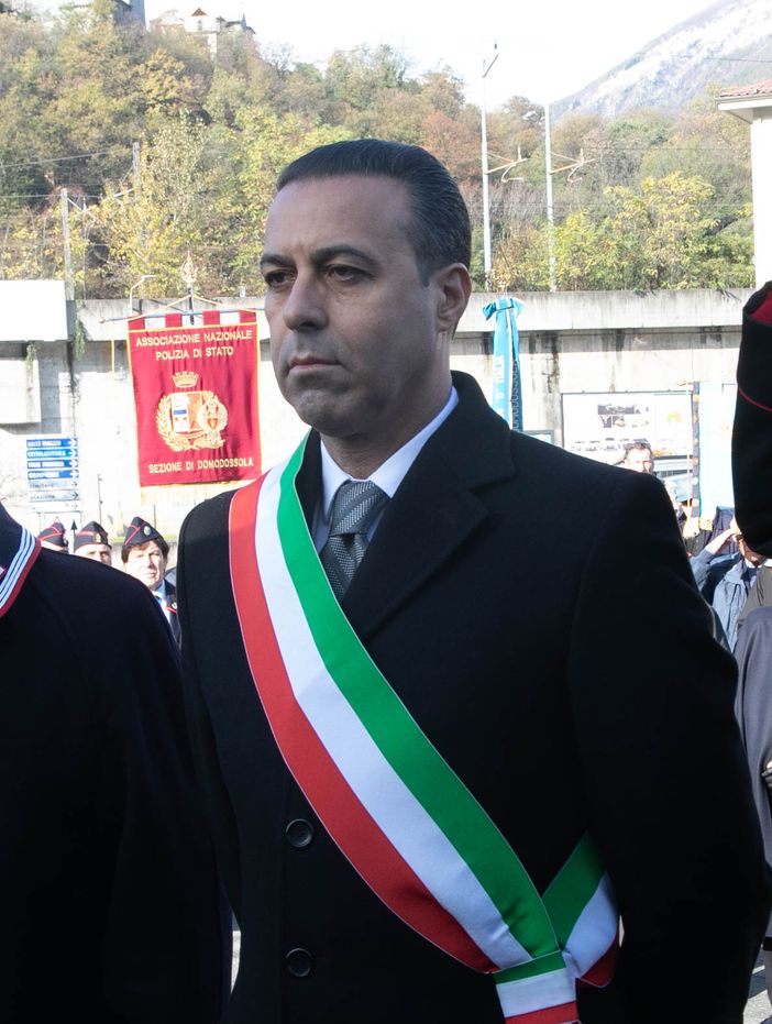 Pizzi invita i sindaci a votare un ordine del giorno per tutelare il frontalierato Pizzi invita i sindaci a votare un ordine del giorno per tutelare il frontalierato