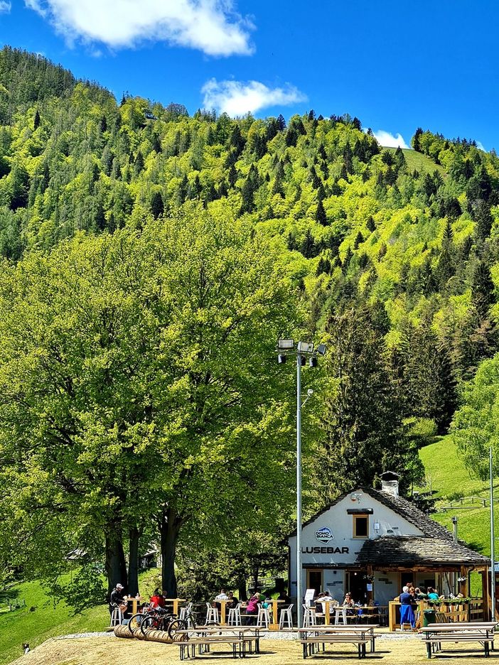 A Domobianca 365 per Pasqua riaprono il Luse Bar, il Parco avventura e il noleggio di E-Bike A Domobianca 365 per Pasqua riaprono il Luse Bar, il Parco avventura e il noleggio di E-Bike