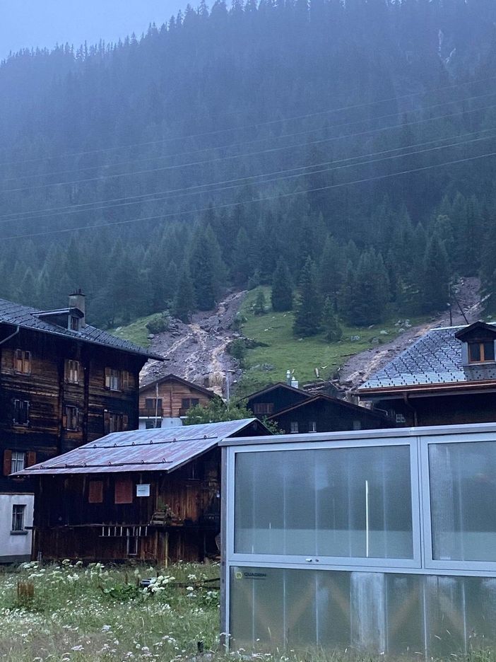 Il maltempo imperversa anche nella vicina Svizzera