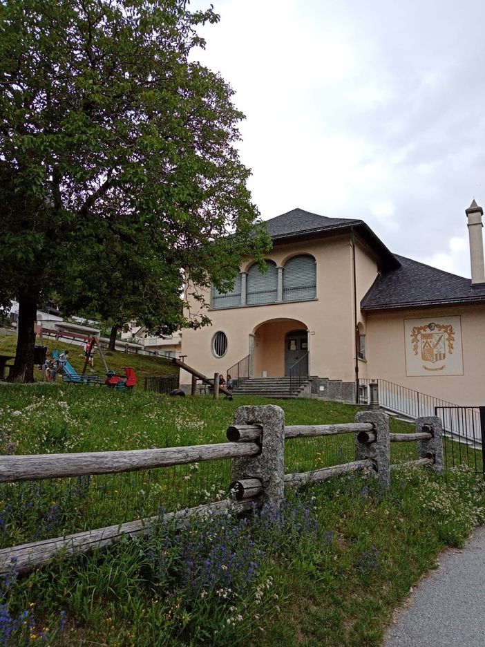 Le scuole di Villette si presentano Le scuole di Villette si presentano