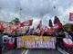 Referendum, a Roma corteo per il 'no': "Contro il governo e la guerra"