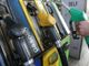 Carburanti, l'accisa scende ma la benzina aumenta: Federconsumatori lancia un monitoraggio contro le speculazioni