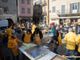 Tanta gente in piazza per la domenica di carnevale FOTO