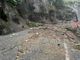 Frana ad Intragna, chiuse strada e ferrovia FOTO E VIDEO