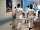 “Infermieri italiani in fuga per lavorare in Canton Ticino: numeri allarmanti”
