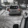 Nubifragio in Campania, bomba d'acqua a Bacoli e strade allagate a Napoli