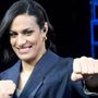 Boxe, l'ex manager: &quot;Imane Khelif ha smesso&quot;. Ma poi arriva la precisazione