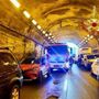 Maxi tamponamento in galleria sull'autostrada A20 Messina-Palermo, coinvolti 80 mezzi