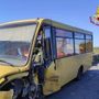 Scuolabus con 10 bambini contro auto nel Pavese: feriti conducenti Scuolabus con 10 bambini contro auto nel Pavese: feriti conducenti