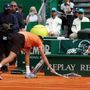 Montecarlo, super Berrettini: doppio bagel a Medvedev e il russo distrugge la racchetta Montecarlo, super Berrettini: doppio bagel a Medvedev e il russo distrugge la racchetta