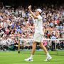 Sinner agli ottavi a Wimbledon, avanti anche Cobolli