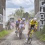 La Parigi-Roubaix a Wout Van Aert, battuto in volata Tadej Pogacar La Parigi-Roubaix a Wout Van Aert, battuto in volata Tadej Pogacar