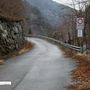 La strada, mai completata, che da Iselle sale a Trasquera
