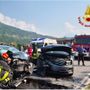 Incidente tra due auto sulla Provinciale 166: tre persone in ospedale