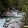 Il fiume Toce che corre tra le rocce di Verampio Il fiume Toce che corre tra le rocce di Verampio