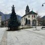 Domodossola accende il Natale: il grande albero si sposta in largo Madonna della Neve