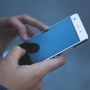 Un gruppo whatsapp di sole donne per cercare aiuto la sera