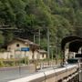 Sempione, i treni per il trasporto auto attivi solo ogni due ore per le prossime festività