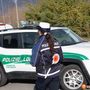 Domodossola, automobilista fermato con uno sfollagente: scatta la denuncia