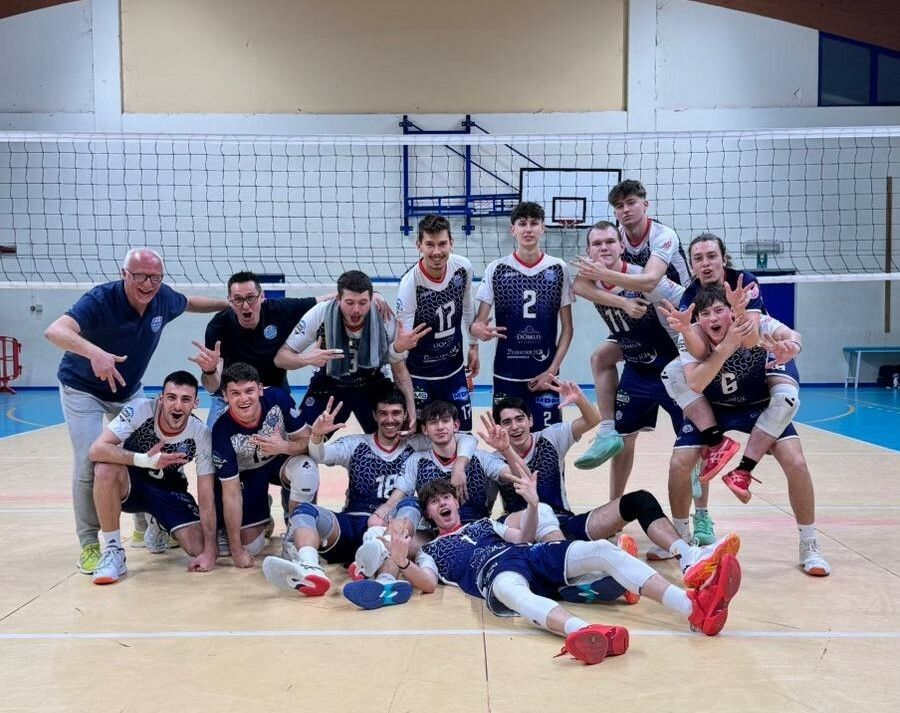 Pallavolo, sesta vittoria consecutiva per la serie D maschile della Pediacoop H24
