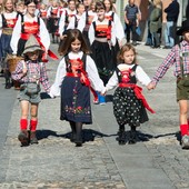 Ornavasso ospita la prima edizione italiana dei "Giochi Internazionali Walser" Ornavasso ospita la prima edizione italiana dei "Giochi Internazionali Walser"