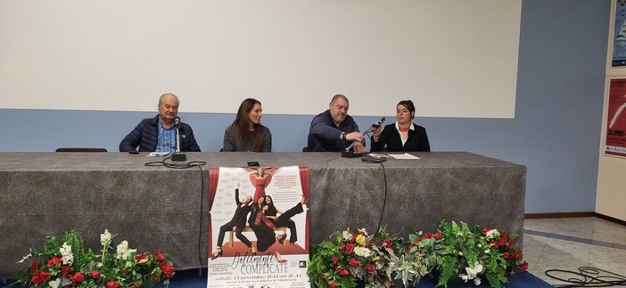 Dolcemente complicate, il musical benefico in scena a La Fabbrica