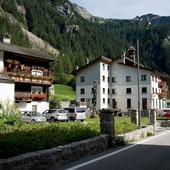 Formazza, apre oggi la mostra di Maura Milani dedicata ai colori della natura