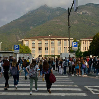 Al via il nuovo anno: ecco tutte le novità tra divieti, regole più severe e cambiamenti agli esami