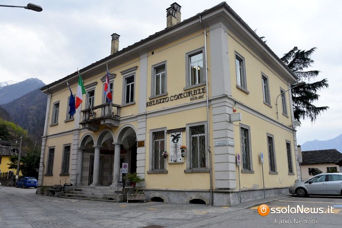 Beura Cardezza, da CargoBeamer 237 mila euro per le opere pubbliche Beura Cardezza, da CargoBeamer 237 mila euro per le opere pubbliche