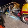 Scontro frontale tra auto e bus a Ponte Brolla, grave un uomo FOTO