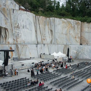 Pontemaglio e Oira chiedono il rispetto del territorio: appello per limitare rumori e luci durante gli eventi a Tones Teatro Natura