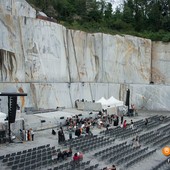 Pontemaglio e Oira chiedono il rispetto del territorio: appello per limitare rumori e luci durante gli eventi a Tones Teatro Natura Pontemaglio e Oira chiedono il rispetto del territorio: appello per limitare rumori e luci durante gli eventi a Tones Teatro Natura