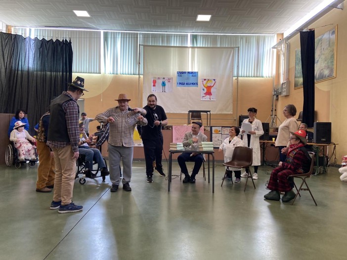 “La maschera del sorriso”, Anffas Vco porta in scena il nuovo spettacolo teatrale “La maschera del sorriso”, Anffas Vco porta in scena il nuovo spettacolo teatrale