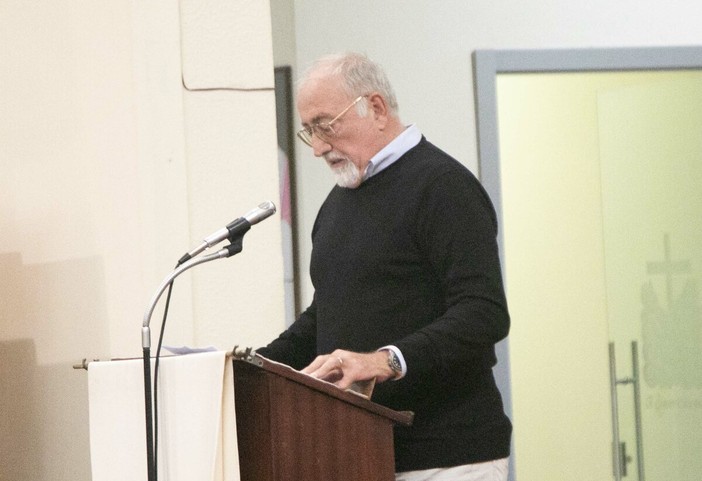 Un grazie ai frati e un augurio al nuovo parroco VIDEO Un grazie ai frati e un augurio al nuovo parroco VIDEO