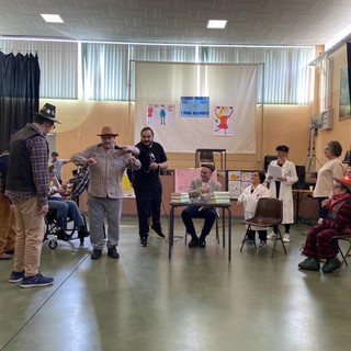 “La maschera del sorriso”, Anffas Vco porta in scena il nuovo spettacolo teatrale