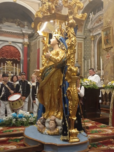 Dopo 80 anni la Madonna della Gurva è tornata nella “Cattedrale tra i boschi” di Calasca Castiglione