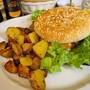 Buon appetito! Oggi, 18 settembre è il Cheeseburger Day Buon appetito! Oggi, 18 settembre è il Cheeseburger Day