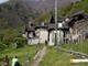 La  frazione di Anzuno, sulla via dei torchi dei mulini