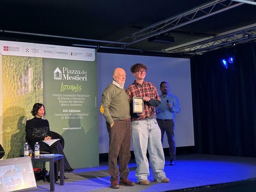Antonio De Lio durante la premiazione a Torino Antonio De Lio durante la premiazione a Torino