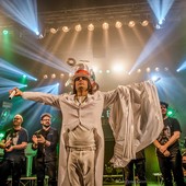 A Malesco una serata benefica con il tributo a Renato Zero