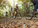 In bici alla scoperta di gelsi e filugelli